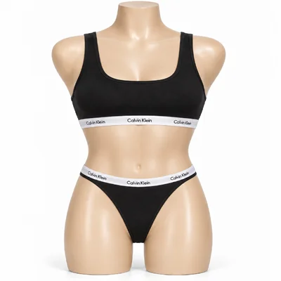 ست نیم‌تنه و شورت زنانه Calvin Klein با کش لوگودار